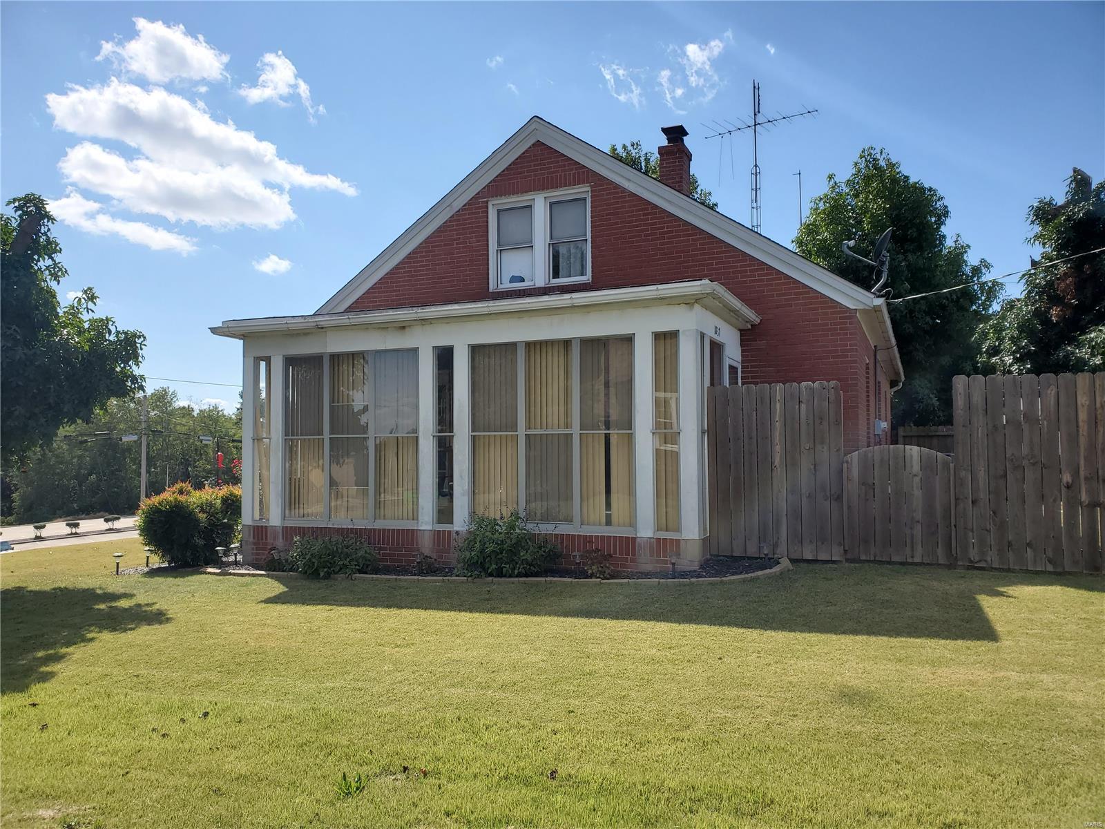 1837 State Street Chester, IL 62233 - Photo 4 of 41 Gallery Image 4