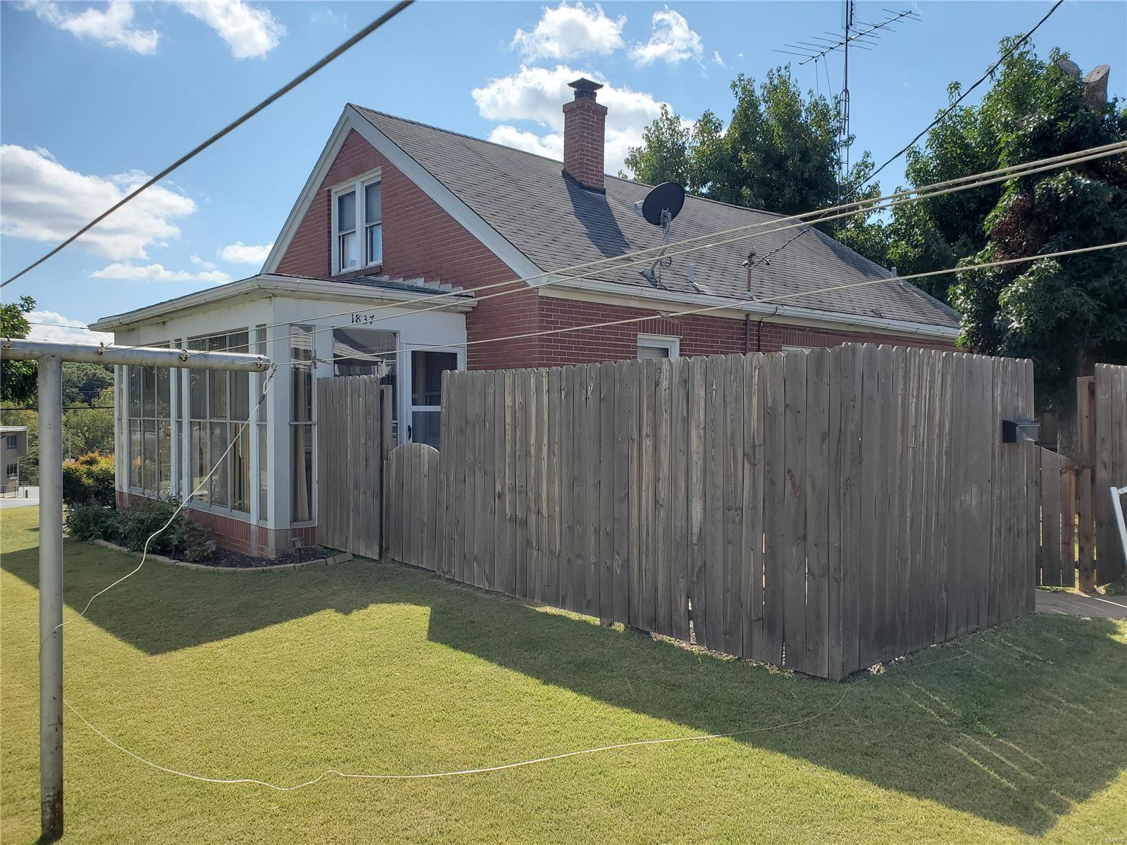 1837 State Street Chester, IL 62233 - Photo 5 of 41 Gallery Image 5