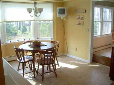5046 Churchgrove Road Frankenmuth, MI 48734 - Photo 9 of 11 20258553-8.JPG