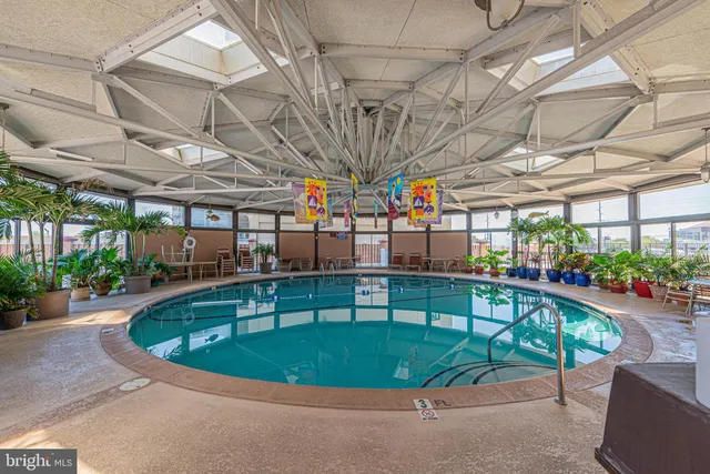 a building view with outdoor space