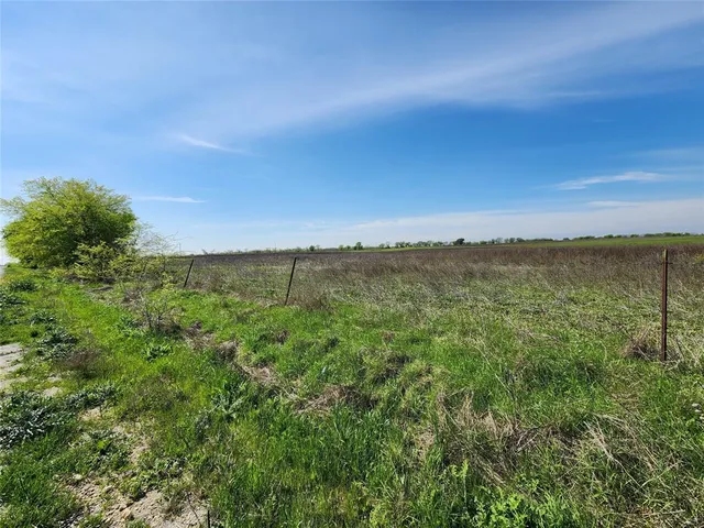 $130,000 | 196 Private Road 196, Blum, TX 76627