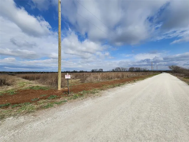 $130,000 | 196 Private Road 196, Blum, TX 76627