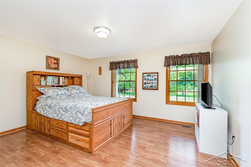 6835 Hupfer Road Freeland, MI 48623 - Photo 19 of 43 50116620-18.JPG