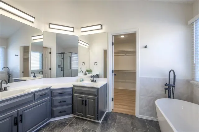 $530,000 | 13835 Craig Street, Overland Park, KS 66223