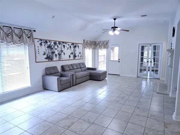 $2,450 | 19831 Hamlet Shadow Lane, Cypress, TX 77433