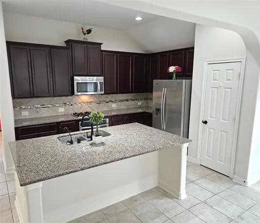 $2,450 | 19831 Hamlet Shadow Lane, Cypress, TX 77433