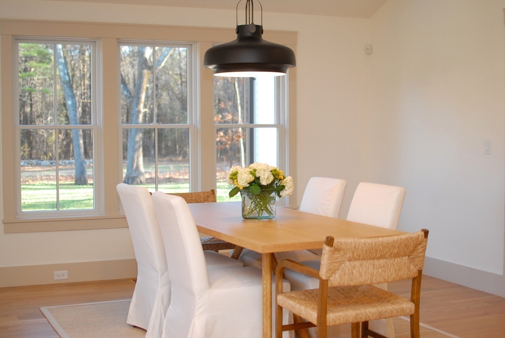319 Pope Road Concord, MA 01742 - Photo 17 of 41 Gallery Image 17