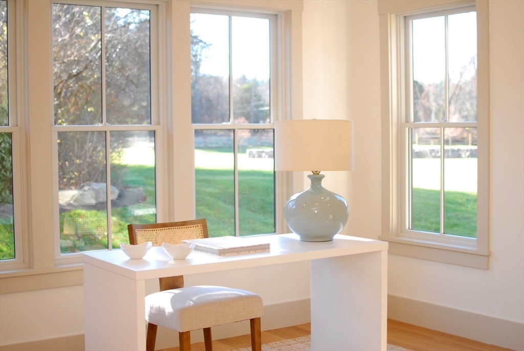 319 Pope Road Concord, MA 01742 - Photo 20 of 41 Gallery Image 20