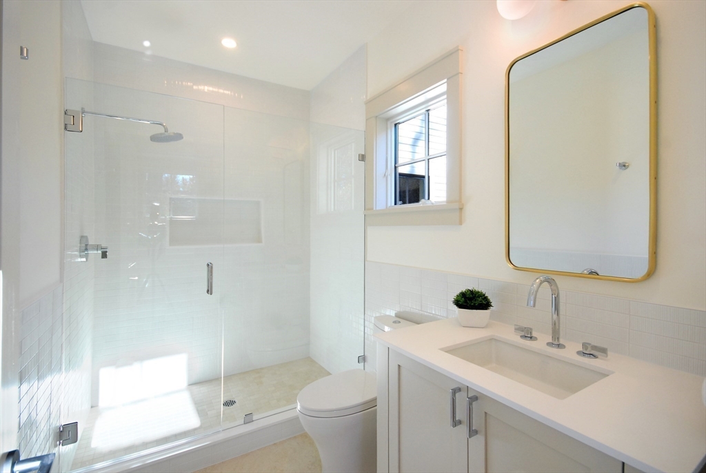 319 Pope Road Concord, MA 01742 - Photo 21 of 41 Gallery Image 21