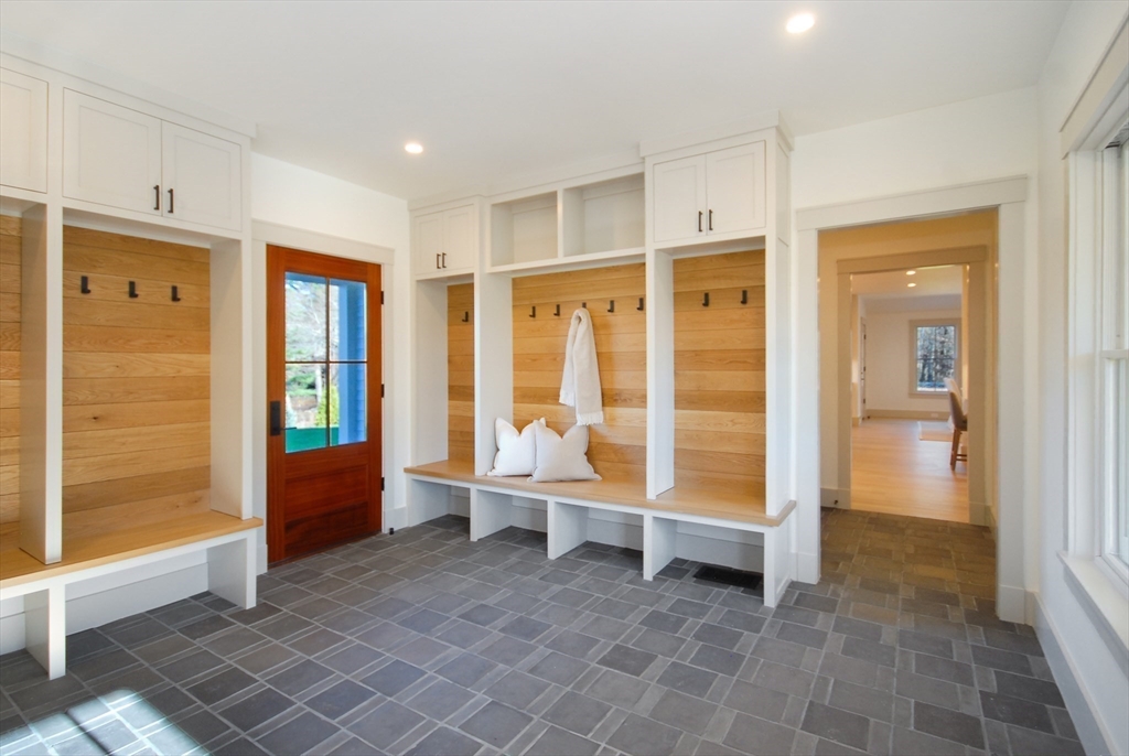 319 Pope Road Concord, MA 01742 - Photo 22 of 41 Gallery Image 22