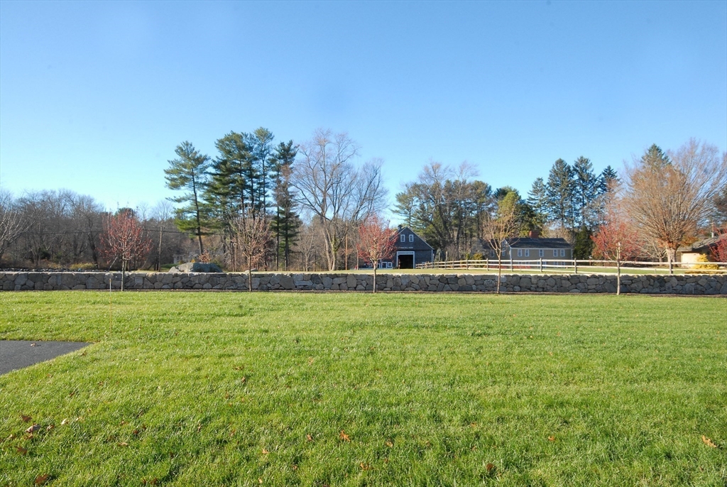 319 Pope Road Concord, MA 01742 - Photo 38 of 41 Gallery Image 38