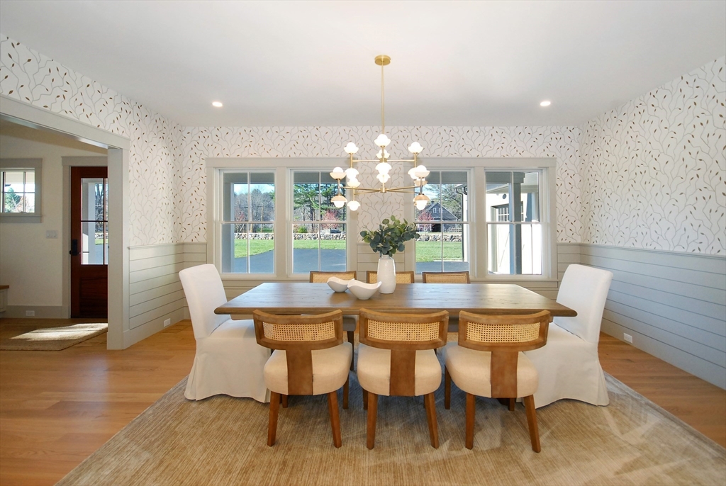 319 Pope Road Concord, MA 01742 - Photo 9 of 41 Gallery Image 9