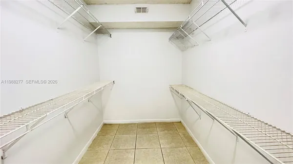 $2,100 | 8871 Wiles Road, Unit 105, Coral Springs, FL 33067