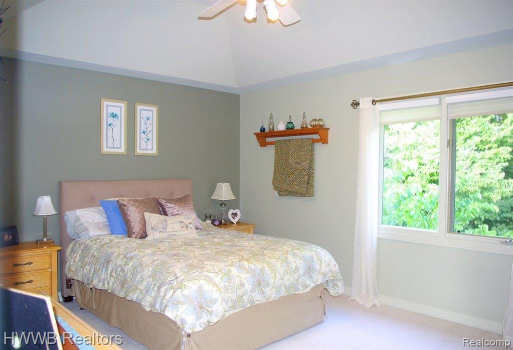 765 Crestwood Lane Rochester, MI 48309 - Photo 18 of 22 Bedroom