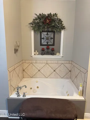 $559,000 | 15384 South S Highway, Terry, MS 39170