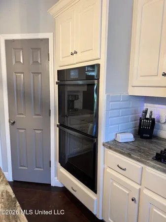 $559,000 | 15384 South S Highway, Terry, MS 39170