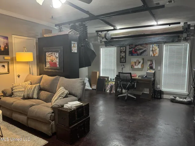 $559,000 | 15384 South S Highway, Terry, MS 39170