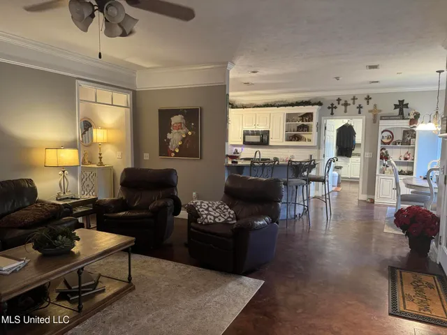 $559,000 | 15384 South S Highway, Terry, MS 39170