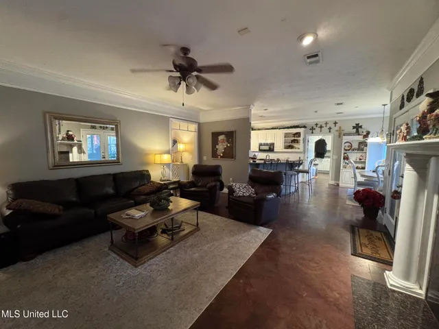 $559,000 | 15384 South S Highway, Terry, MS 39170