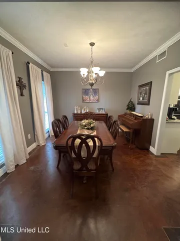 $559,000 | 15384 South S Highway, Terry, MS 39170