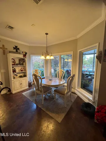 $559,000 | 15384 South S Highway, Terry, MS 39170