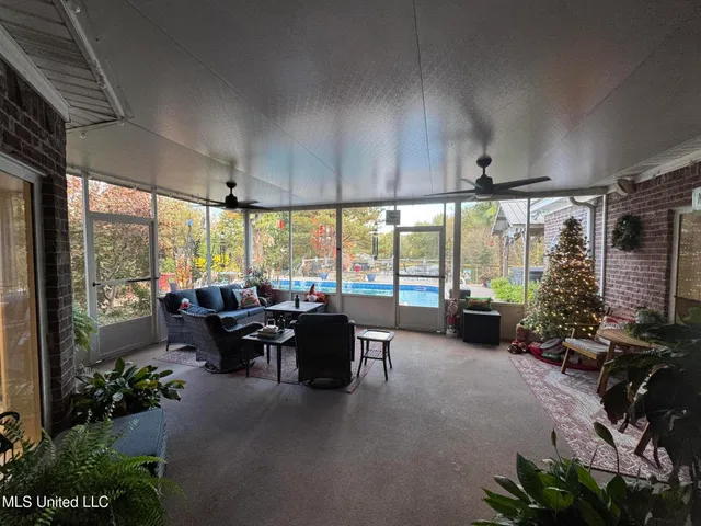 $559,000 | 15384 South S Highway, Terry, MS 39170