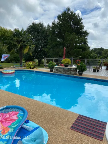 $559,000 | 15384 South S Highway, Terry, MS 39170