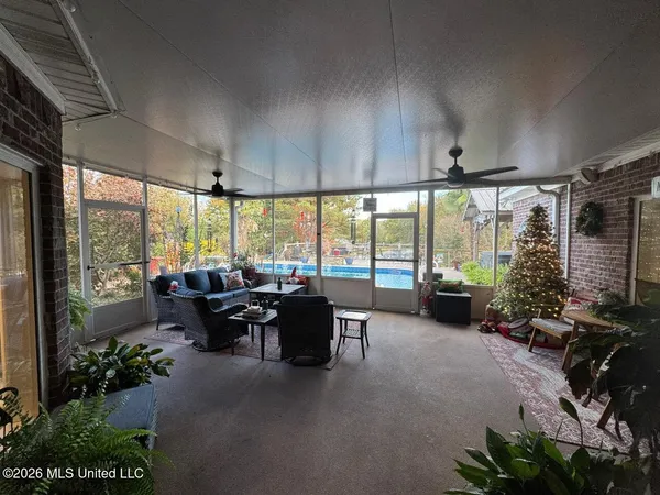 $559,000 | 15384 South S Highway, Terry, MS 39170