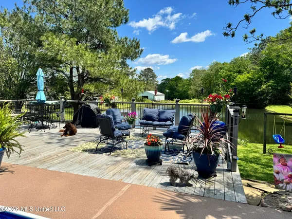 $559,000 | 15384 South S Highway, Terry, MS 39170