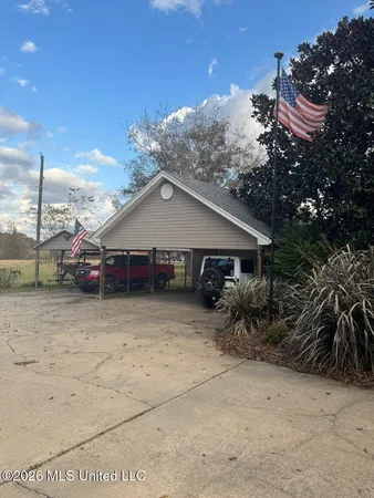 $559,000 | 15384 South S Highway, Terry, MS 39170