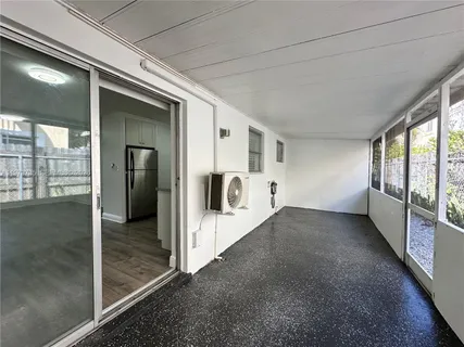 $1,695 | 2221 Monroe Street, Unit 10, Hollywood, FL 33020