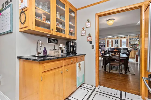 $415,000 | 424 South Elm Street, Ottawa, KS 66067