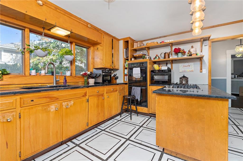 424 South Elm Street Ottawa, KS 66067 - Photo 21 of 57