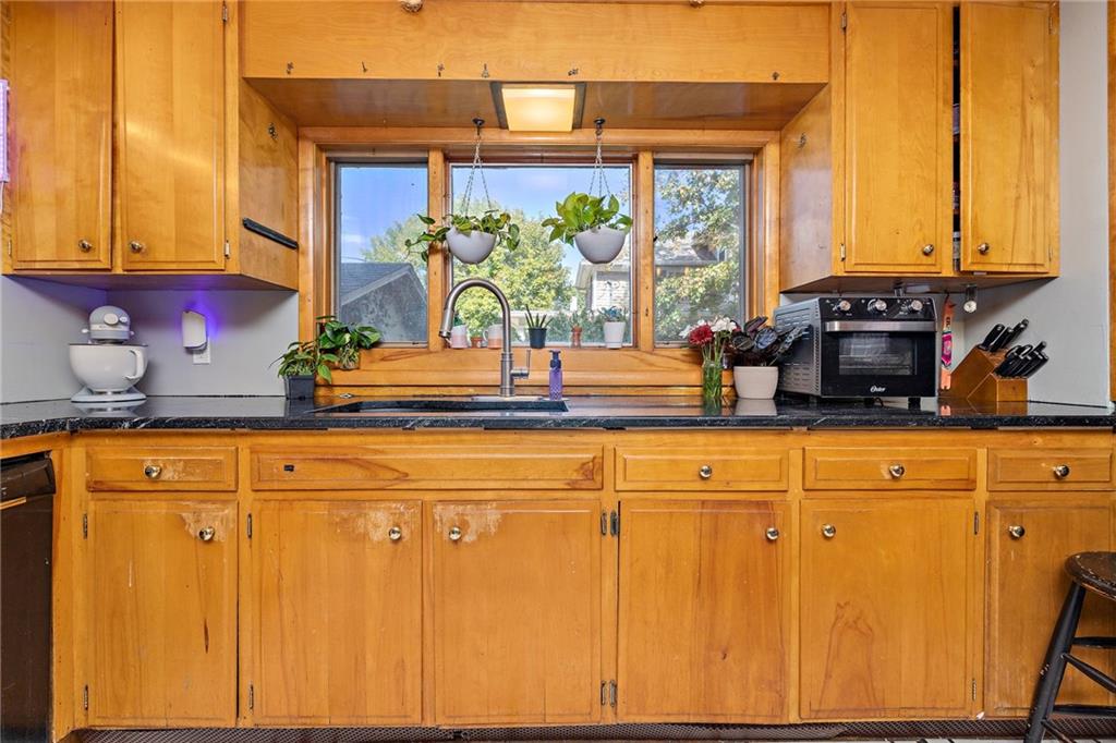 424 South Elm Street Ottawa, KS 66067 - Photo 23 of 57