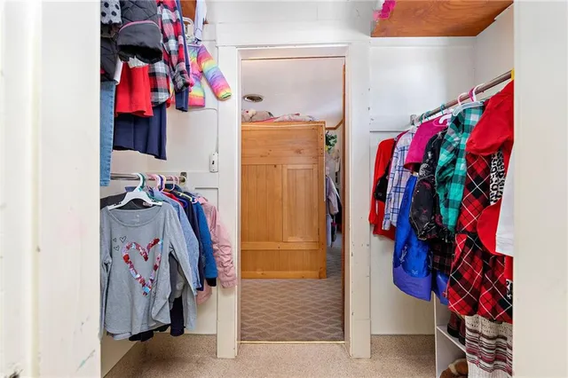 $415,000 | 424 South Elm Street, Ottawa, KS 66067