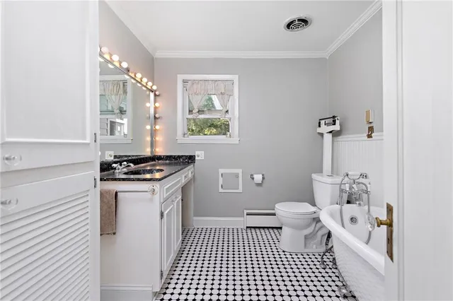 $415,000 | 424 South Elm Street, Ottawa, KS 66067