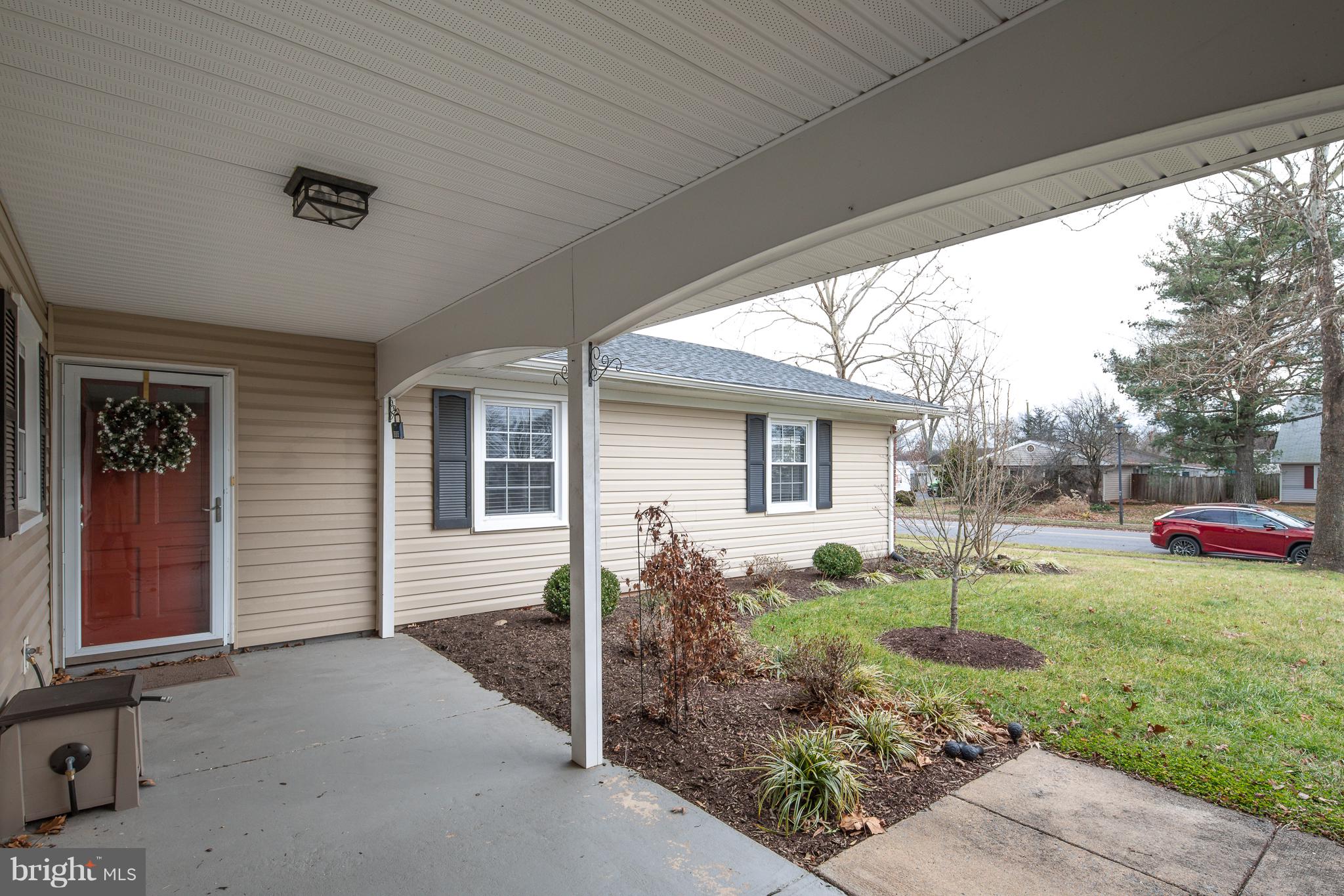13128 Poplar Tree Road Fairfax, VA 22033 - Photo 27 of 36 Gallery Image 27