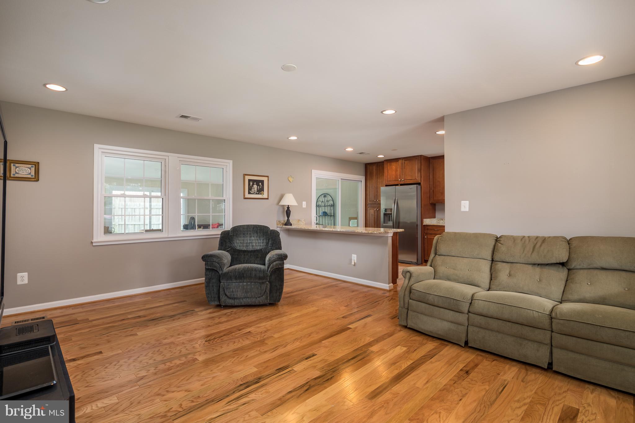 13128 Poplar Tree Road Fairfax, VA 22033 - Photo 9 of 36 Main Level-Family Room