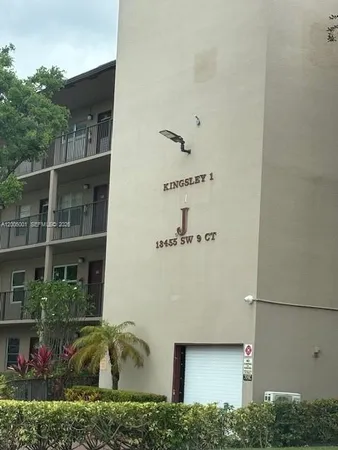 $1,490 | 13455 Southwest 9th Court, Unit 208J, Pembroke Pines, FL 33027