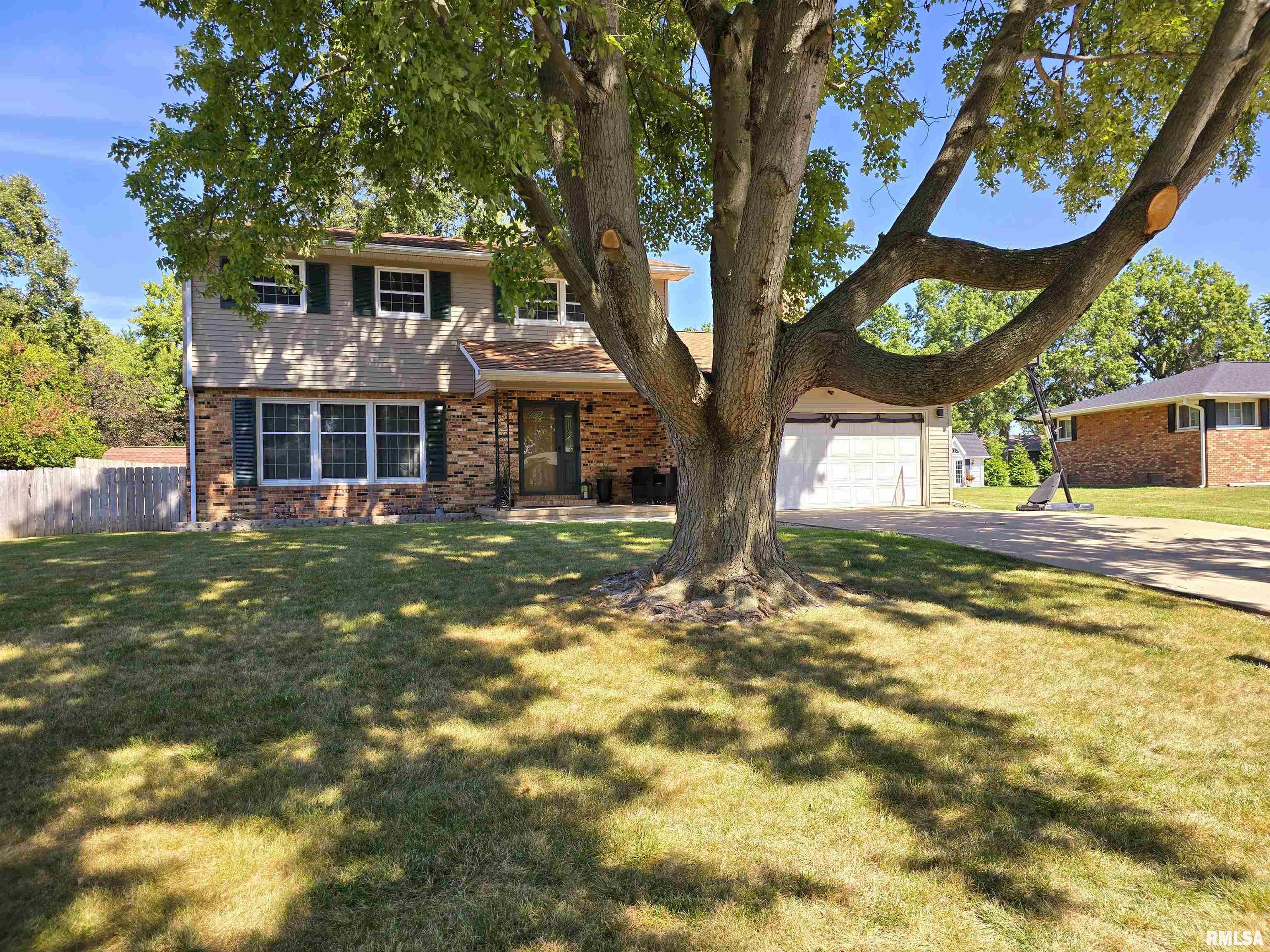 117 Harvester Road Canton, IL 61520 - Photo 1 of 67 Gallery Image 1