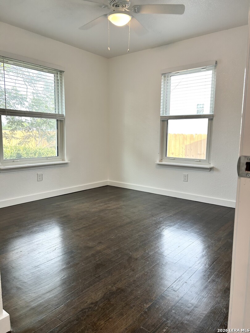 12116 Loop 107 Adkins, TX 78101 - Photo 13 of 22