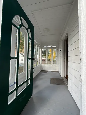 a view of entryway