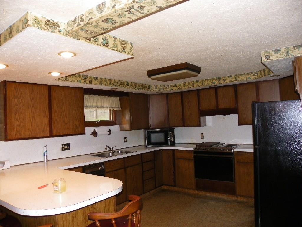 128 Pownal Road Auburn, ME 04210 - Photo 3 of 14 Photo