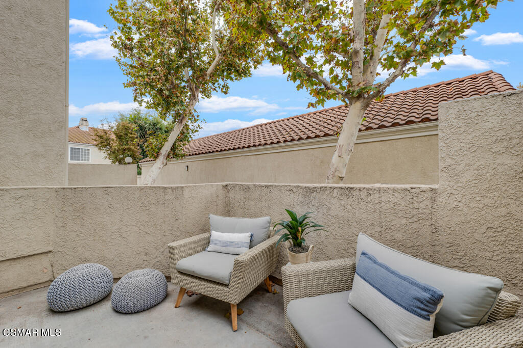 4240 Lost Hills Road, Unit 3303 Calabasas, CA 91301 - Photo 26 of 37 Patio