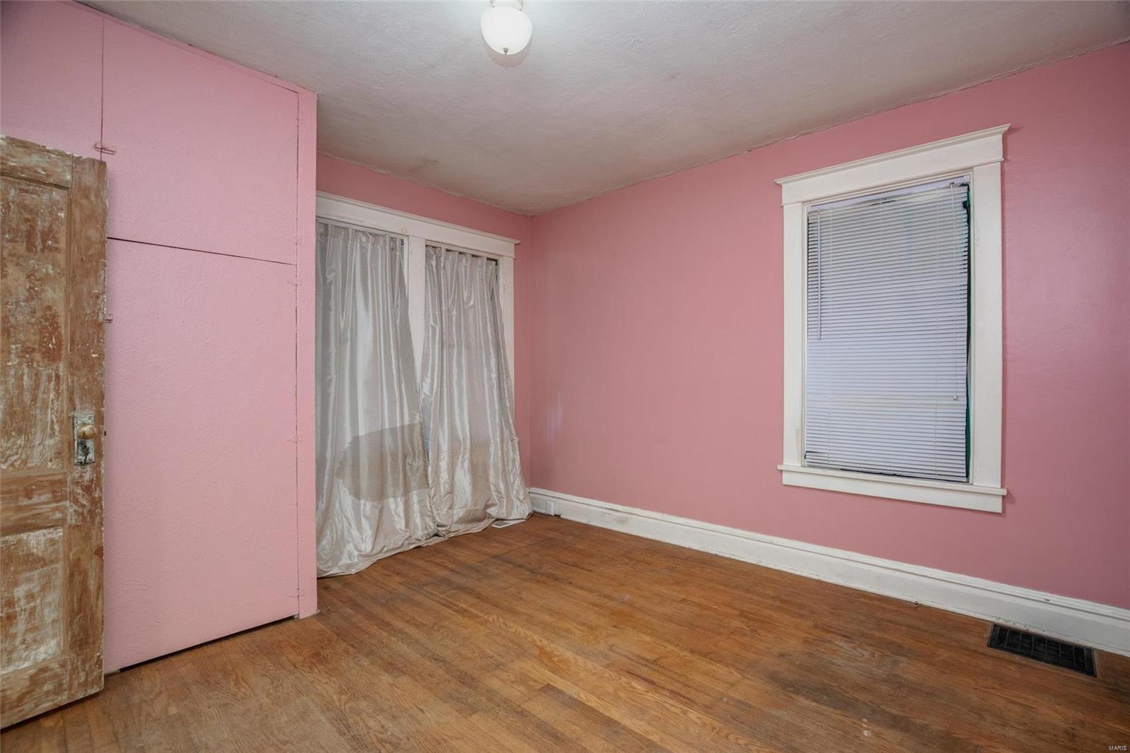 3522 Edmundson Road St. Louis, MO 63114 - Photo 16 of 32 Gallery Image 16