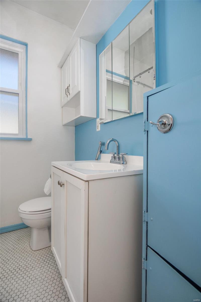 3522 Edmundson Road St. Louis, MO 63114 - Photo 19 of 32 Gallery Image 19