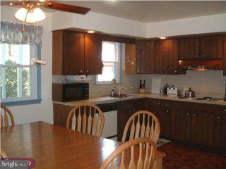 48 Pheasant Road Doylestown, PA 18901 - Photo 3 of 6 Gallery Image 3