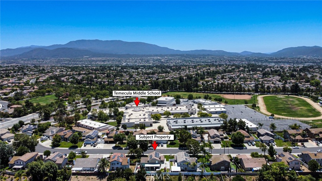 32182 Cala Torrente Temecula, CA 92592 - Photo 35 of 35 a view of a city