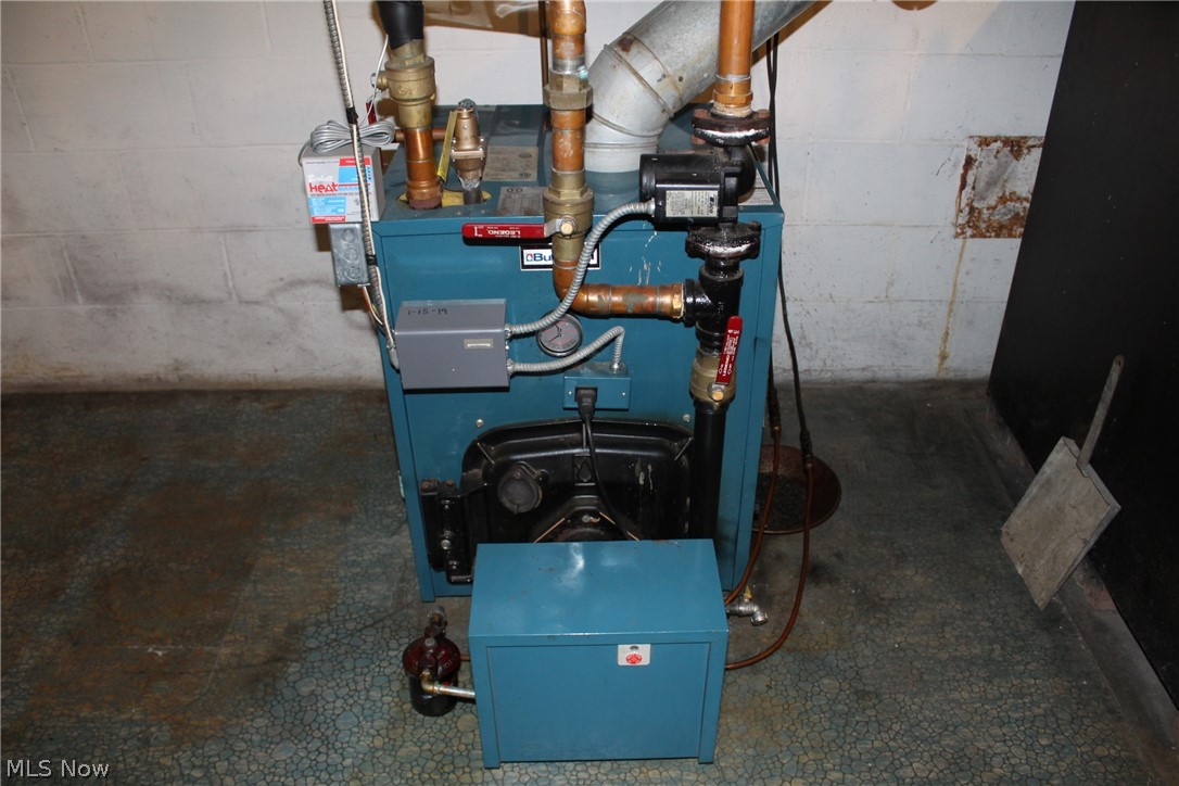 4490 Beach Road Medina, OH 44256 - Photo 31 of 35 Fuel oil boiler. Natural gas is near and could be brought in.