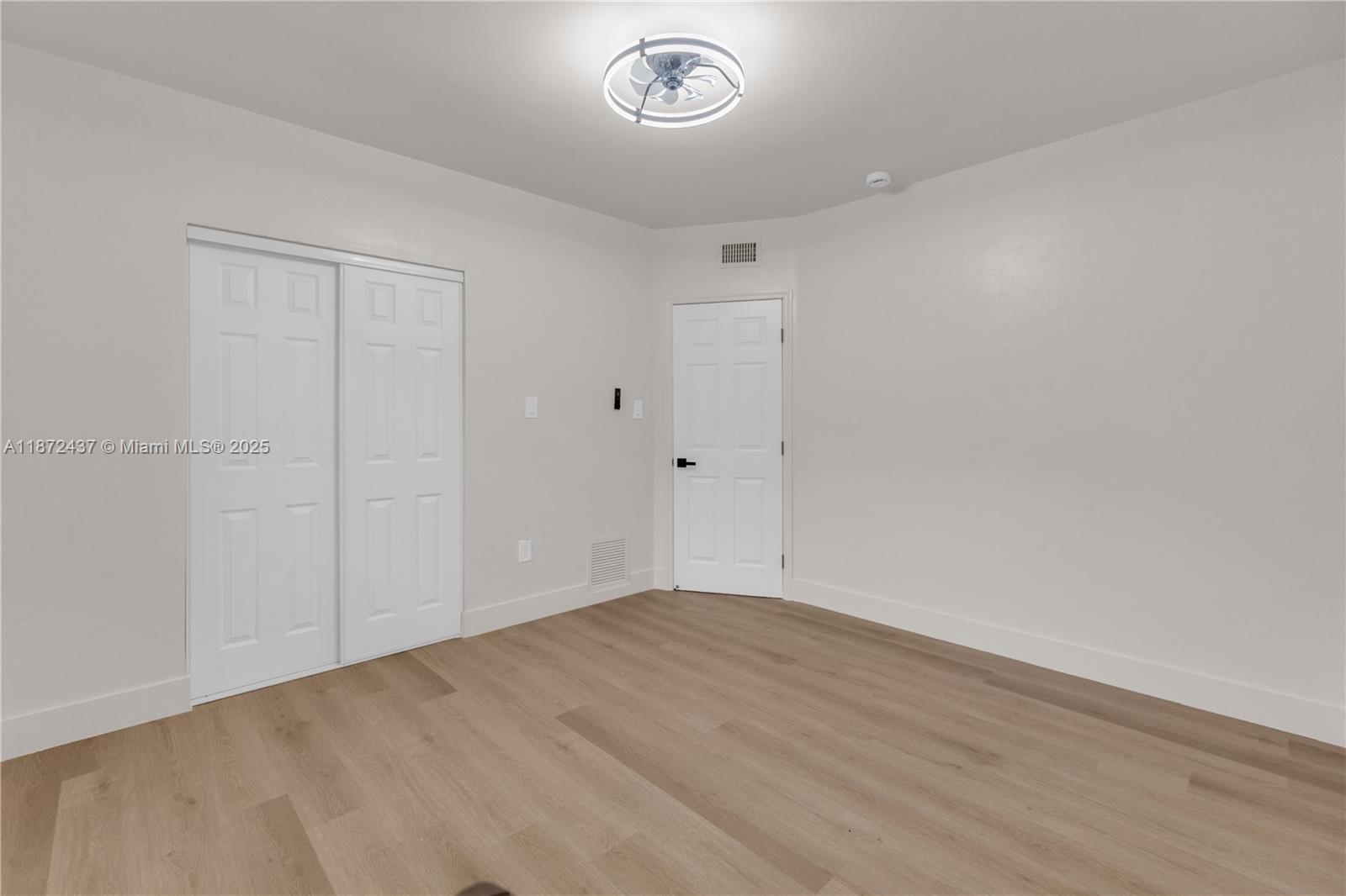 613 Northeast 159th Street Miami, FL 33162 - Photo 14 of 27